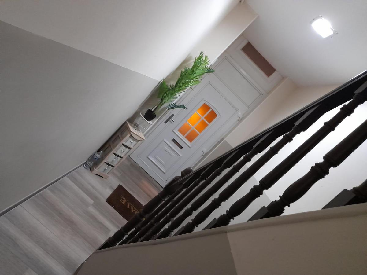 Appartement Tout Confort Камбре Екстериор снимка